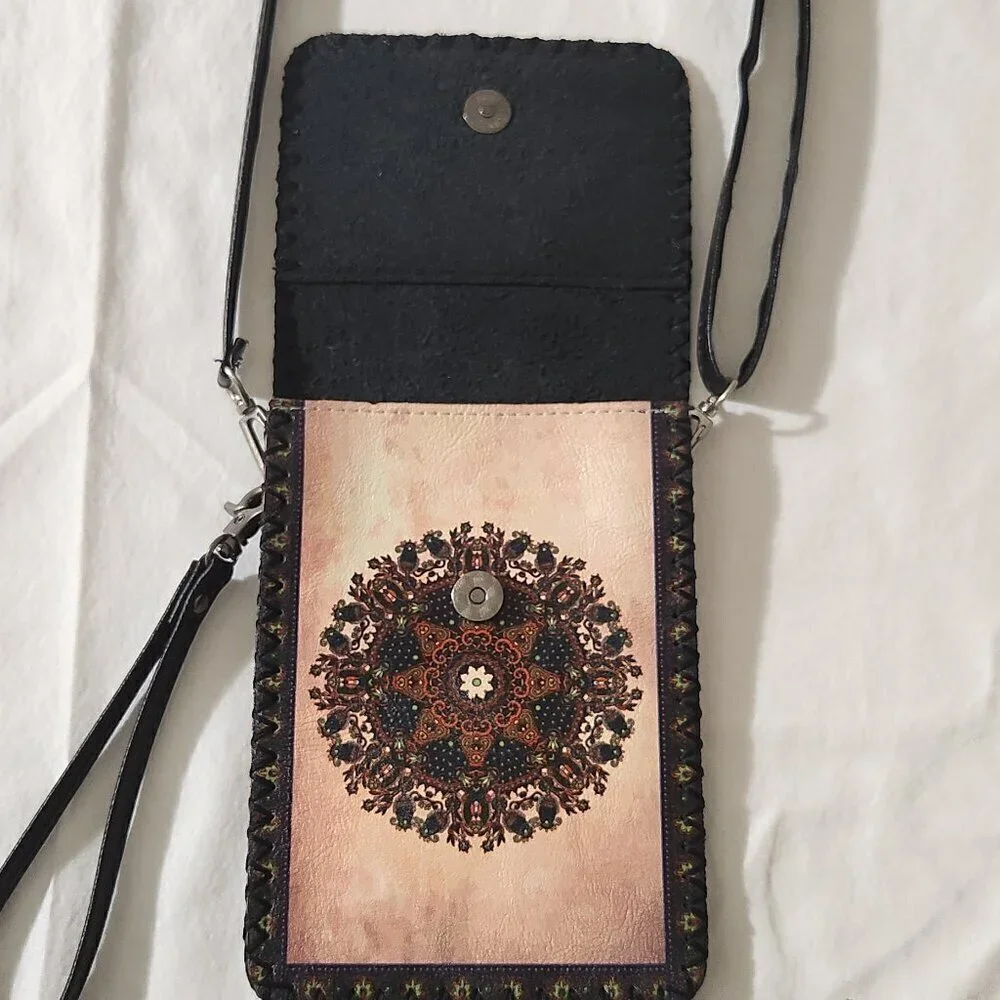 N/A women mandala